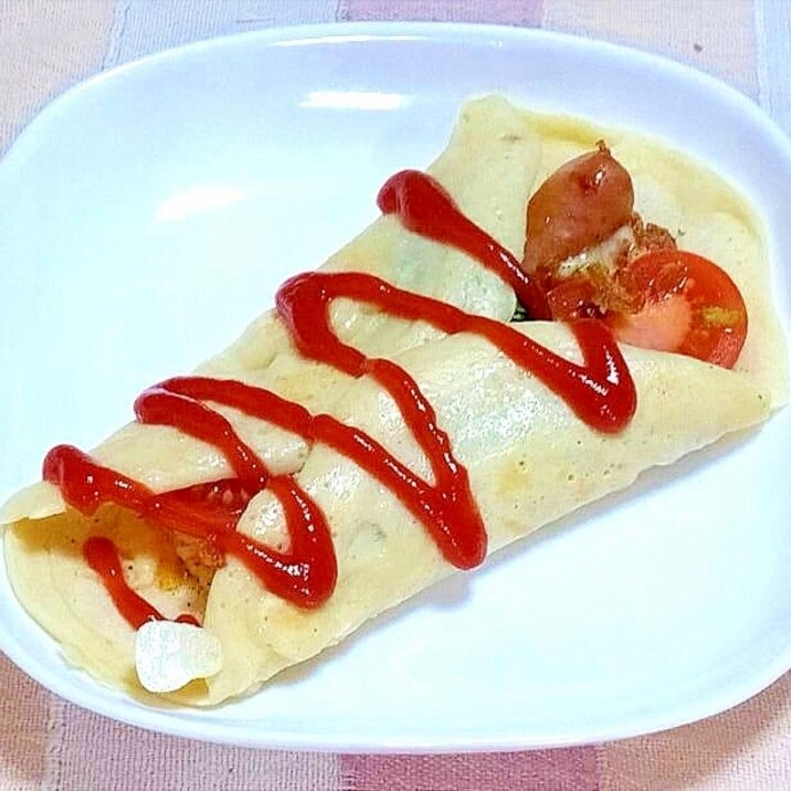 トマトとブロッコリーの惣菜クレープ